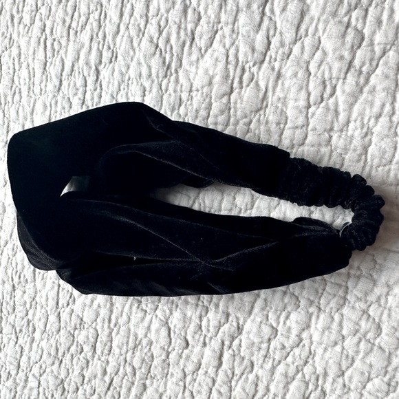 Sephora Accessories - Velvet Headband
